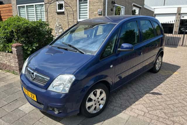 Opel Meriva (2008) thumbnail 2