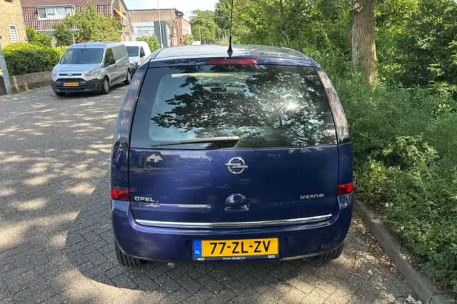 Opel Meriva (2008) thumbnail 5