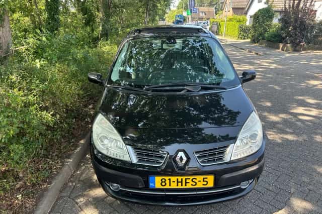Renault Scénic (2008) thumbnail 6