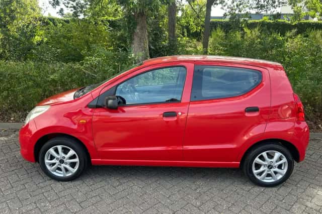Suzuki Alto (2010) thumbnail 3
