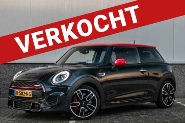 MINI John Cooper Works (2017) thumbnail 1