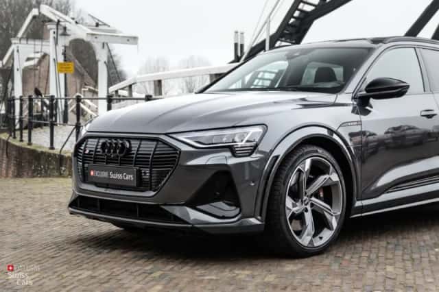 Audi e-tron (2021) thumbnail 2