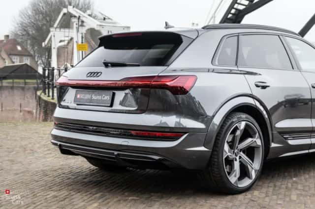 Audi e-tron (2021) thumbnail 13