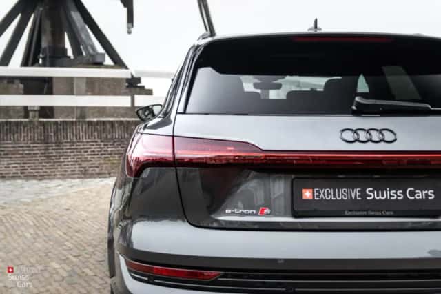 Audi e-tron (2021) thumbnail 15