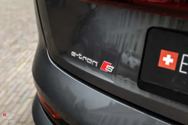 Audi e-tron (2021) thumbnail 17