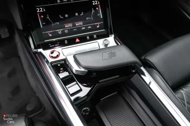 Audi e-tron (2021) thumbnail 23