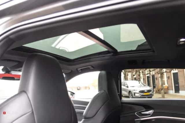 Audi e-tron (2021) thumbnail 34