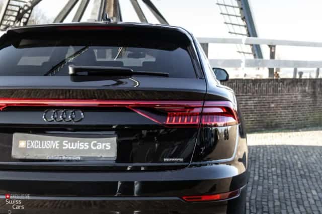 Audi Q8 (2021) thumbnail 11