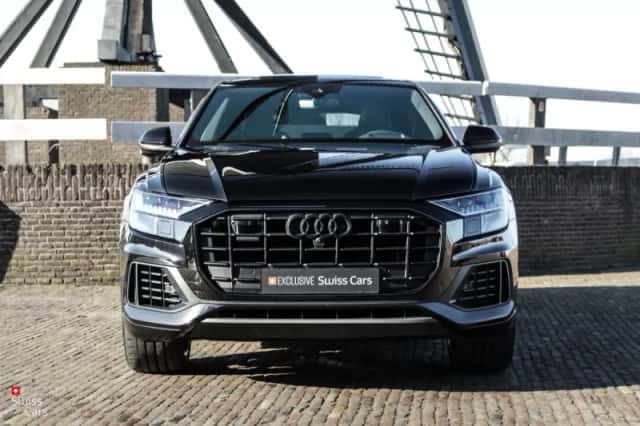 Audi Q8 (2021) thumbnail 3