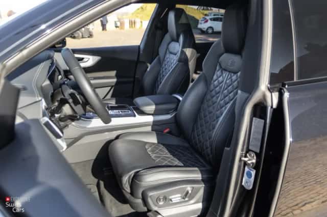 Audi Q8 (2021) thumbnail 24