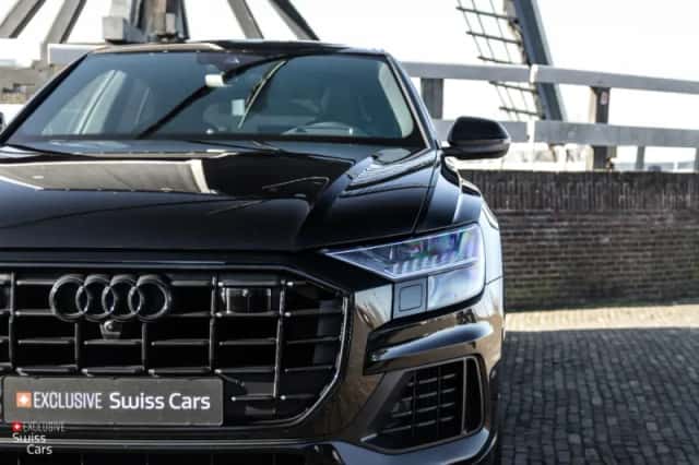 Audi Q8 (2021) thumbnail 4