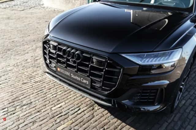 Audi Q8 (2021) thumbnail 5