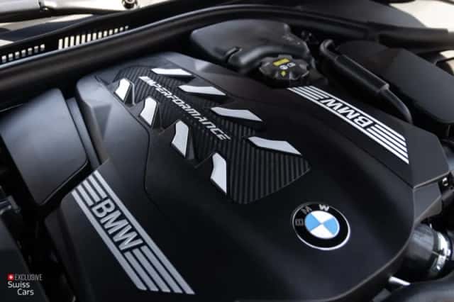 BMW M850Xi (2018) thumbnail 48