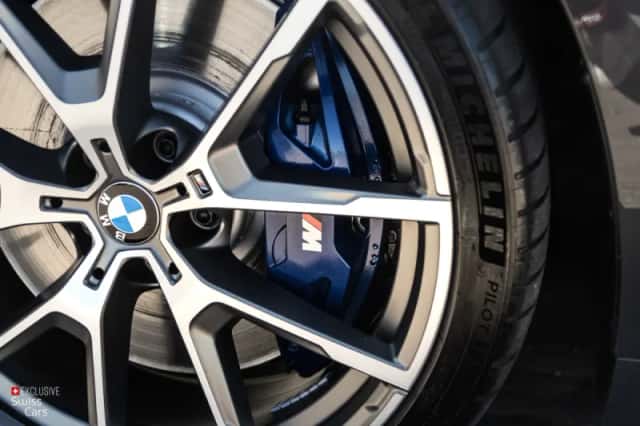 BMW M850Xi (2018) thumbnail 9