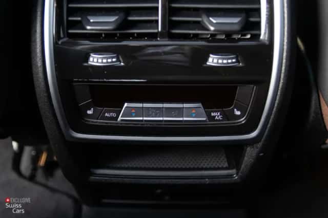 BMW X5 (2021) thumbnail 36