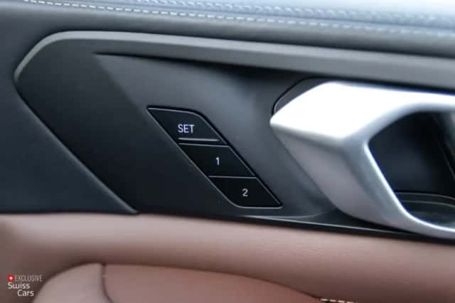 BMW X5 (2021) thumbnail 44
