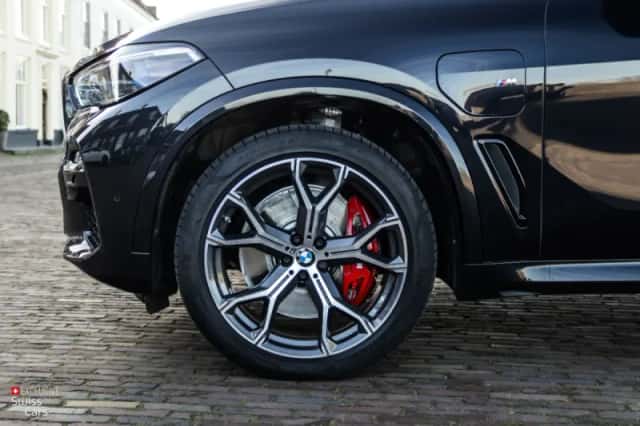 BMW X5 (2021) thumbnail 9