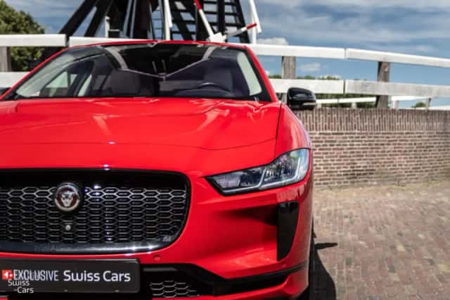 Jaguar I-Pace (2021) thumbnail 4
