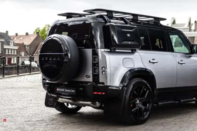 Land Rover Defender (2020) thumbnail 13