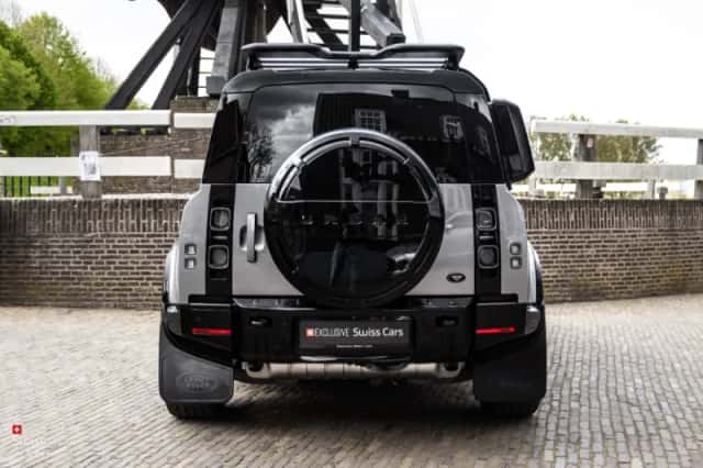 Land Rover Defender (2020) thumbnail 14