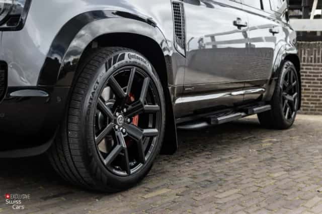 Land Rover Defender (2020) thumbnail 7