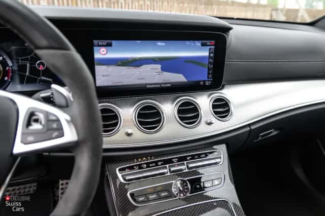 Mercedes-Benz E63s (2018) thumbnail 16