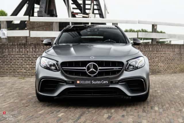 Mercedes-Benz E63s (2018) thumbnail 3