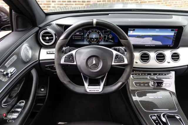 Mercedes-Benz E63s (2018) thumbnail 36