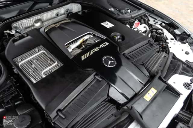 Mercedes-Benz E63s (2018) thumbnail 48