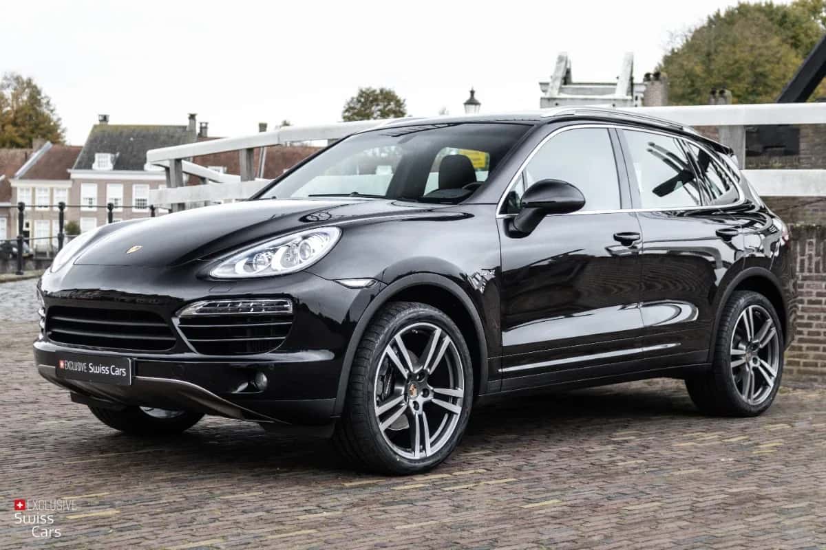 Porsche Cayenne (2011) — foto 1