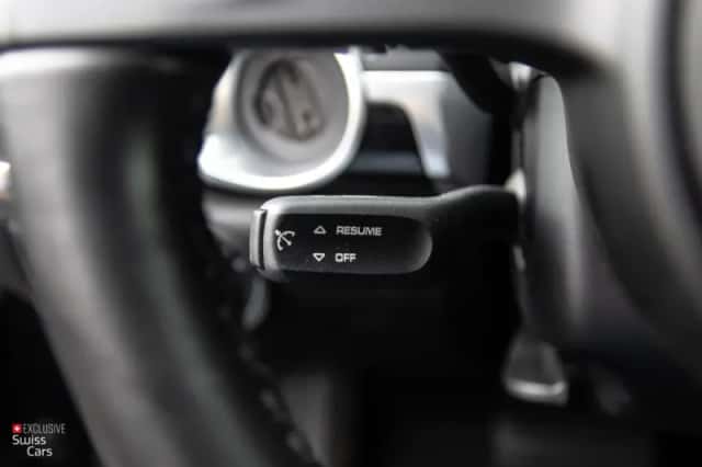 Porsche Cayenne (2011) thumbnail 25