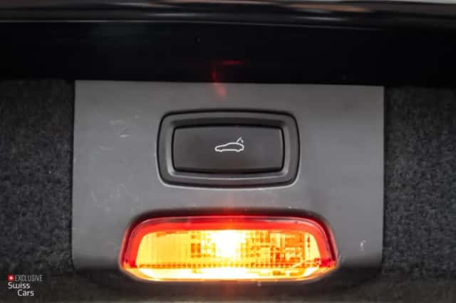 Porsche Cayenne (2011) thumbnail 38
