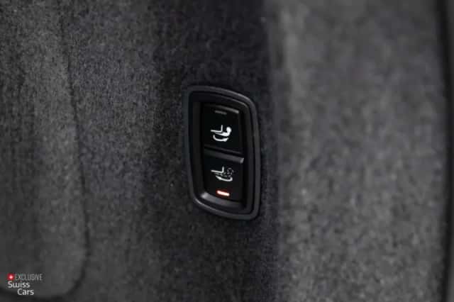 Porsche Cayenne (2011) thumbnail 39