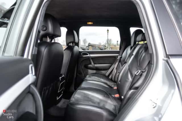 Porsche Cayenne (2008) thumbnail 28