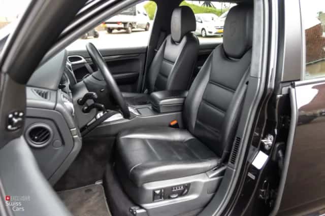 Porsche Cayenne (2008) thumbnail 25