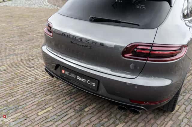 Porsche Macan (2016) thumbnail 15