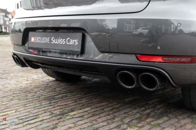 Porsche Macan (2016) thumbnail 16