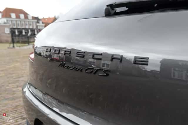 Porsche Macan (2016) thumbnail 17