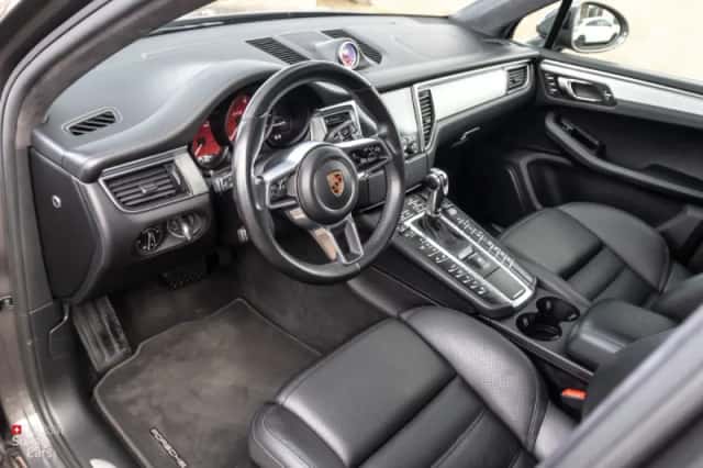 Porsche Macan (2016) thumbnail 19