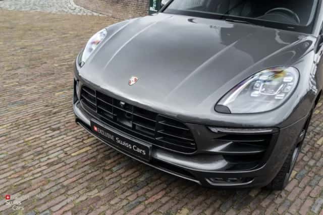 Porsche Macan (2016) thumbnail 5