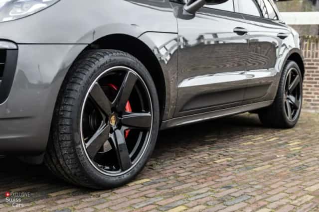 Porsche Macan (2016) thumbnail 8