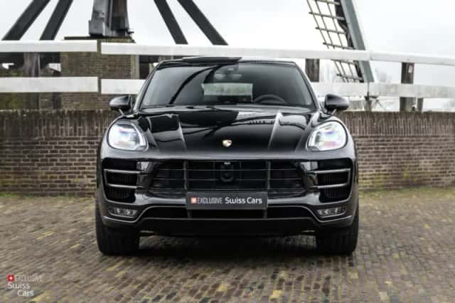 Porsche Macan (2016) thumbnail 3