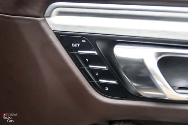 Porsche Macan (2016) thumbnail 39