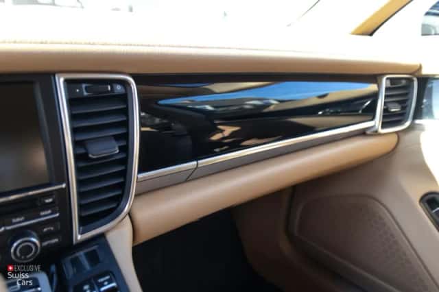 Porsche Panamera (2014) thumbnail 22