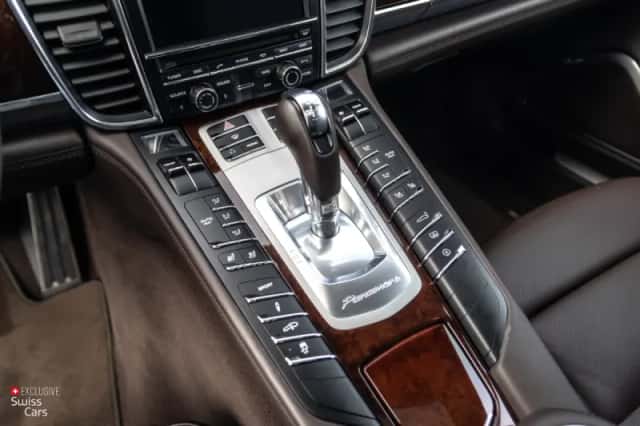 Porsche Panamera (2009) thumbnail 23
