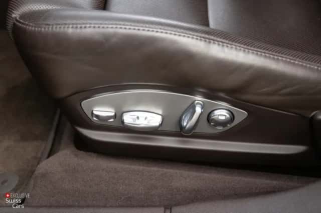 Porsche Panamera (2009) thumbnail 29