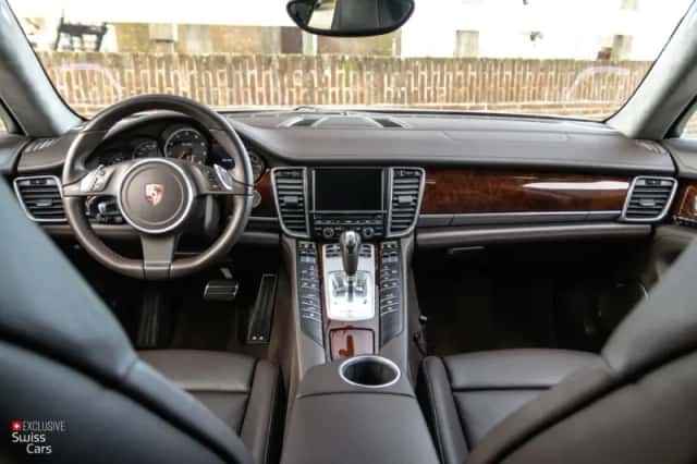 Porsche Panamera (2009) thumbnail 37