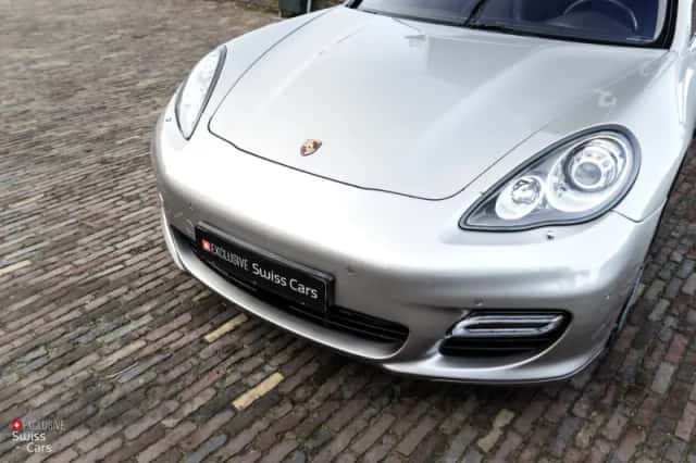 Porsche Panamera (2009) thumbnail 5
