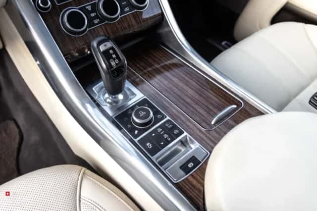 Range Rover Sport (2013) thumbnail 16