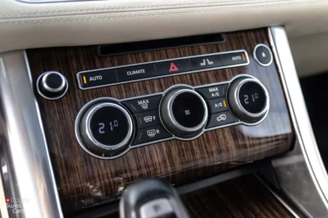 Range Rover Sport (2013) thumbnail 17